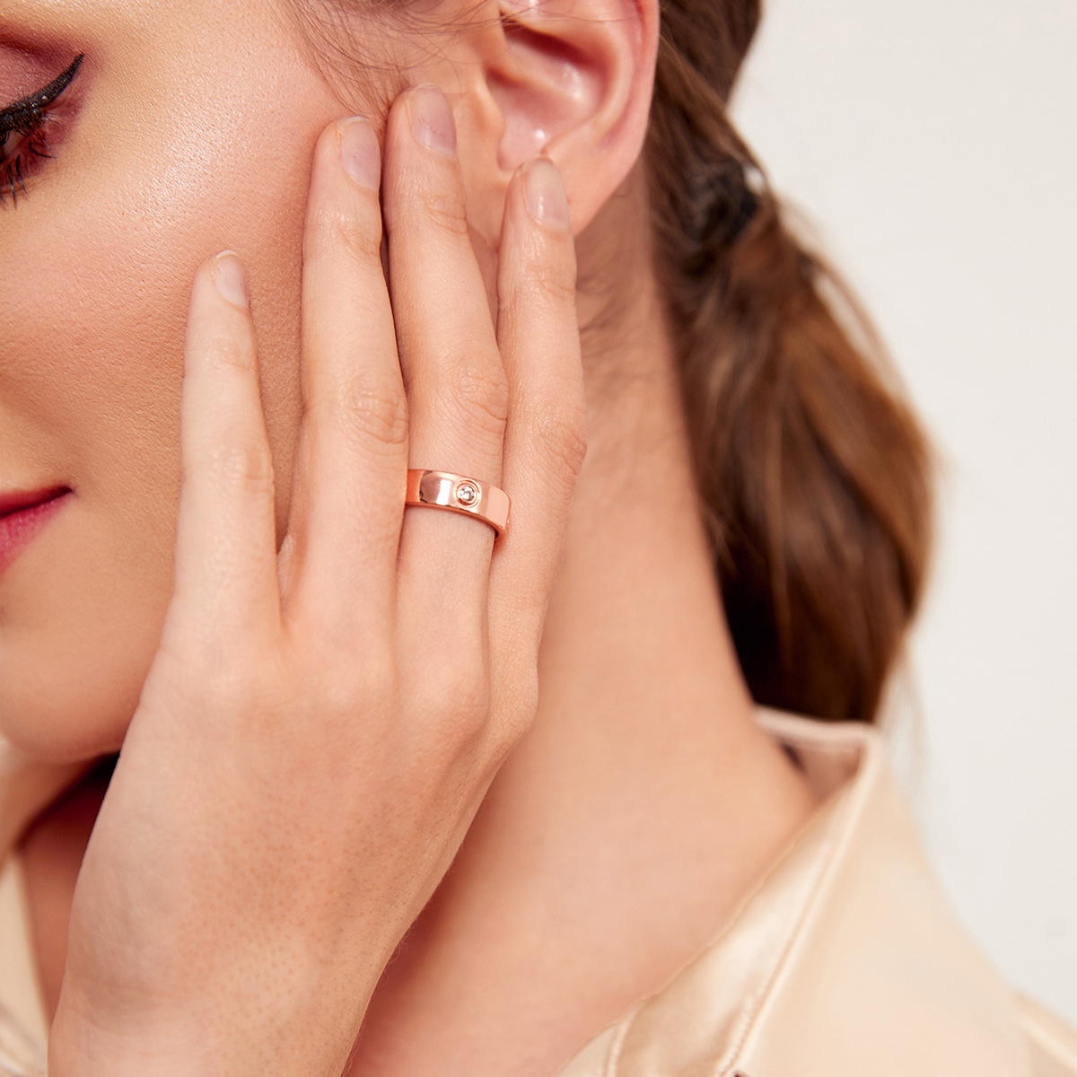 Diamantbesetzter Herzring Für Damen Personalisierter Modeschmuck_voghion.com
