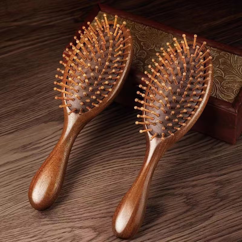 Escova de cabelo de madeira de sândalo com almofada de ar_voghion.com