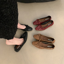 法式复古蝴蝶结褶皱浅口单鞋女2024年新款秋季平底奶奶鞋软皮瓢鞋