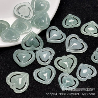 天然蓝水翡翠镂空心形桃子耳坠吊坠批发 DIY玉石饰品发簪小吊坠