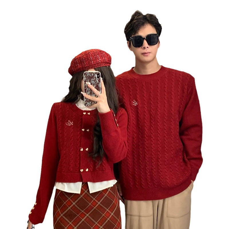 가을과 겨울의 가짜 두 원피스 인생의 해 커플 새해 최고급 레드 올매치 자수 니트 스웨터 크루 넥 스웨터