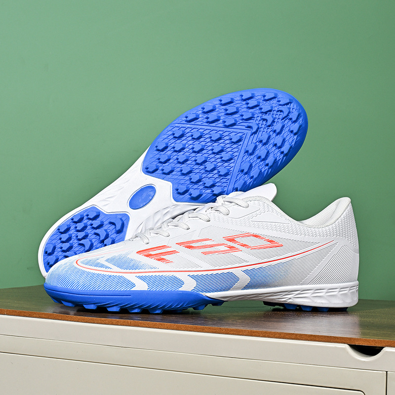 Cross-Border New Low-Top Soccer Shoes for Men and Women, Youth, with Studs, Breathable, Wear-Resistant, for Training and Competition, Wholesale