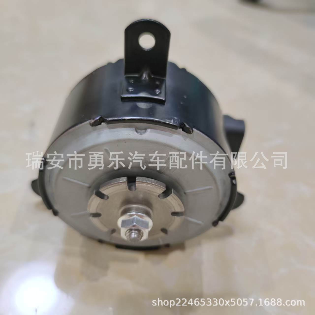 92191945 is suitable for general automobile cooling fan motor electronic fan motor 4