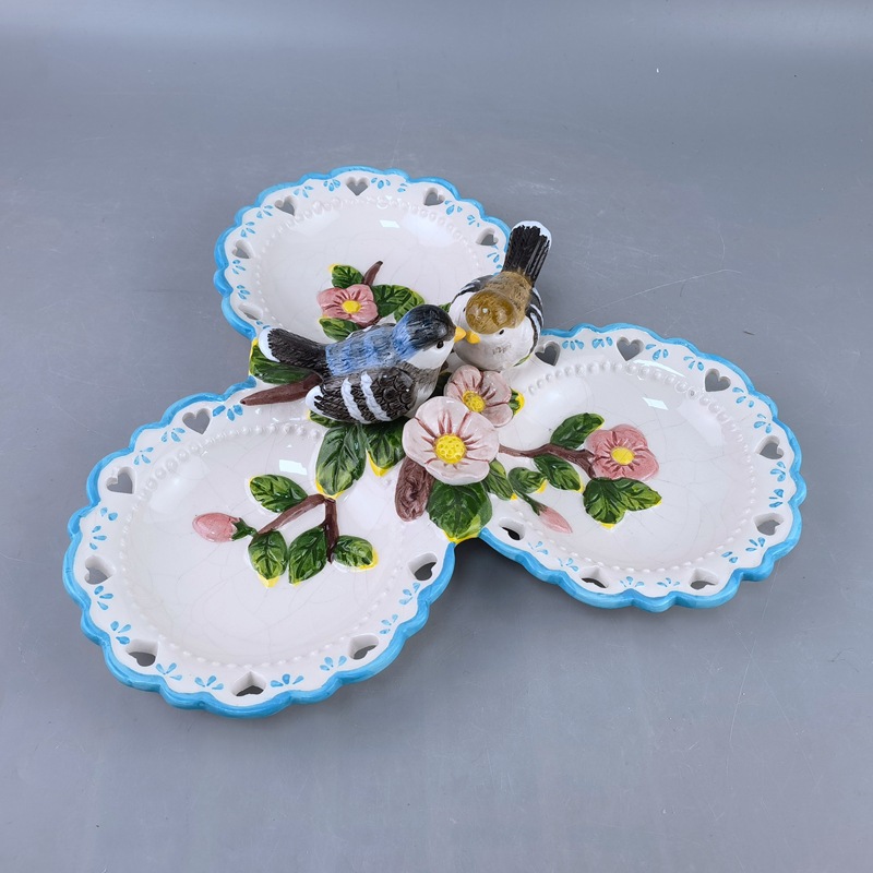 Decoración del hogar pastoral de estilo europeo Plato de tres compartimentos Plato separado de conejo y pájaro Plato de frutas secas Mesa de centro Mesa de comedor Plato de almacenamiento