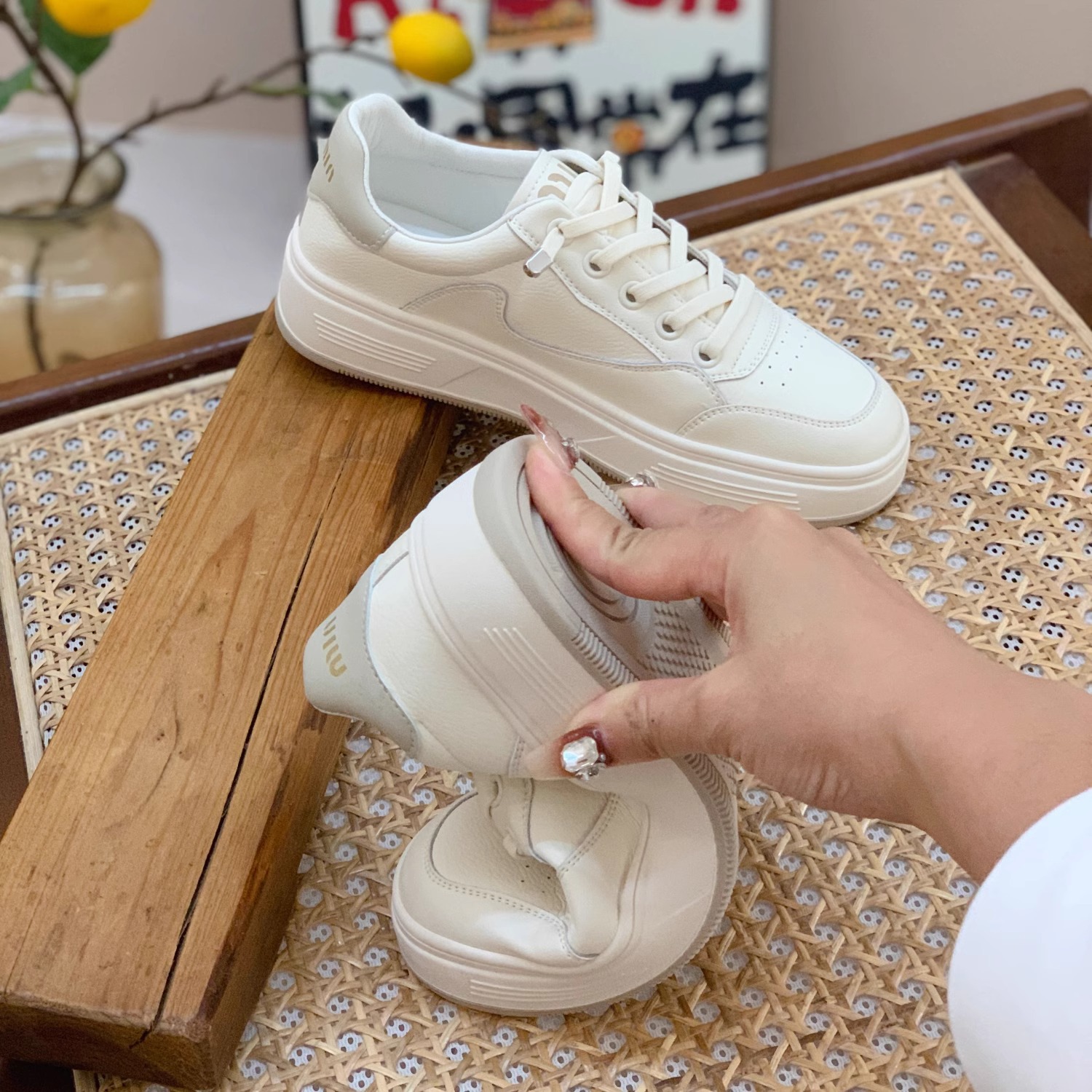 Weiße Damen Freizeitschuhe Aus Echtleder Mit Dicker Sohle_voghion.com