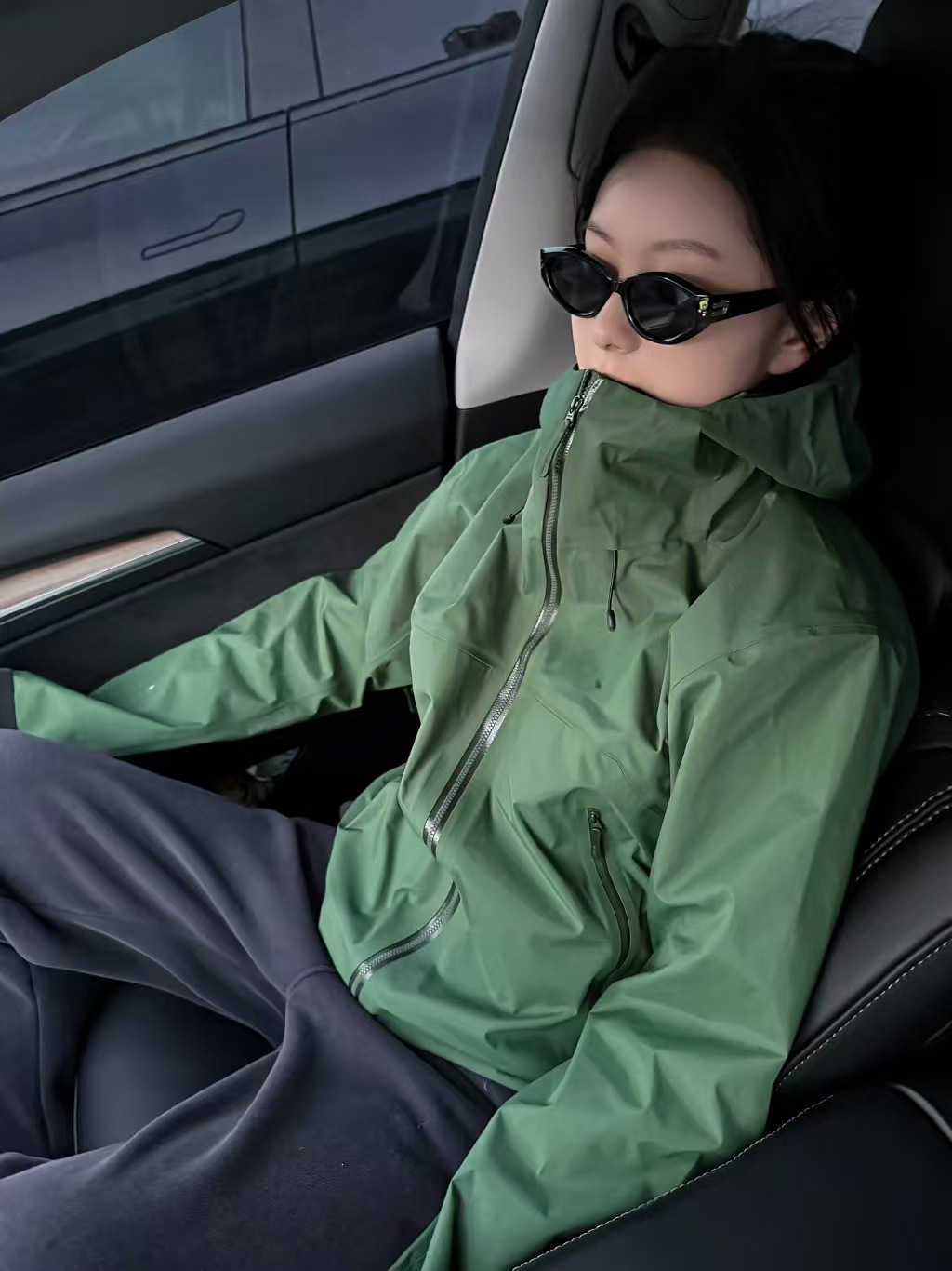 Selección de la familia de pájaros Beta SL serie de cáscara dura para hombres y mujeres al aire libre ocio impermeable a prueba de viento de goma de derramamiento completo traje de asalto