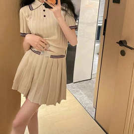 天猫抖音质量2025夏新款条纹短款POLO领针织衫上衣百褶裙两件套装