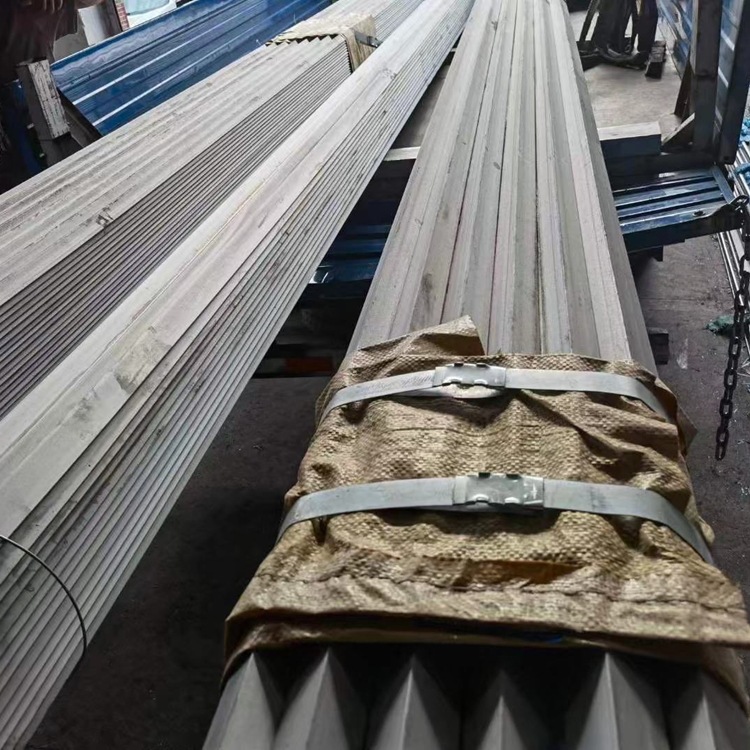 厂家直销不锈钢角钢 不锈钢角铁 304不锈钢角钢 04不锈钢万能角铁