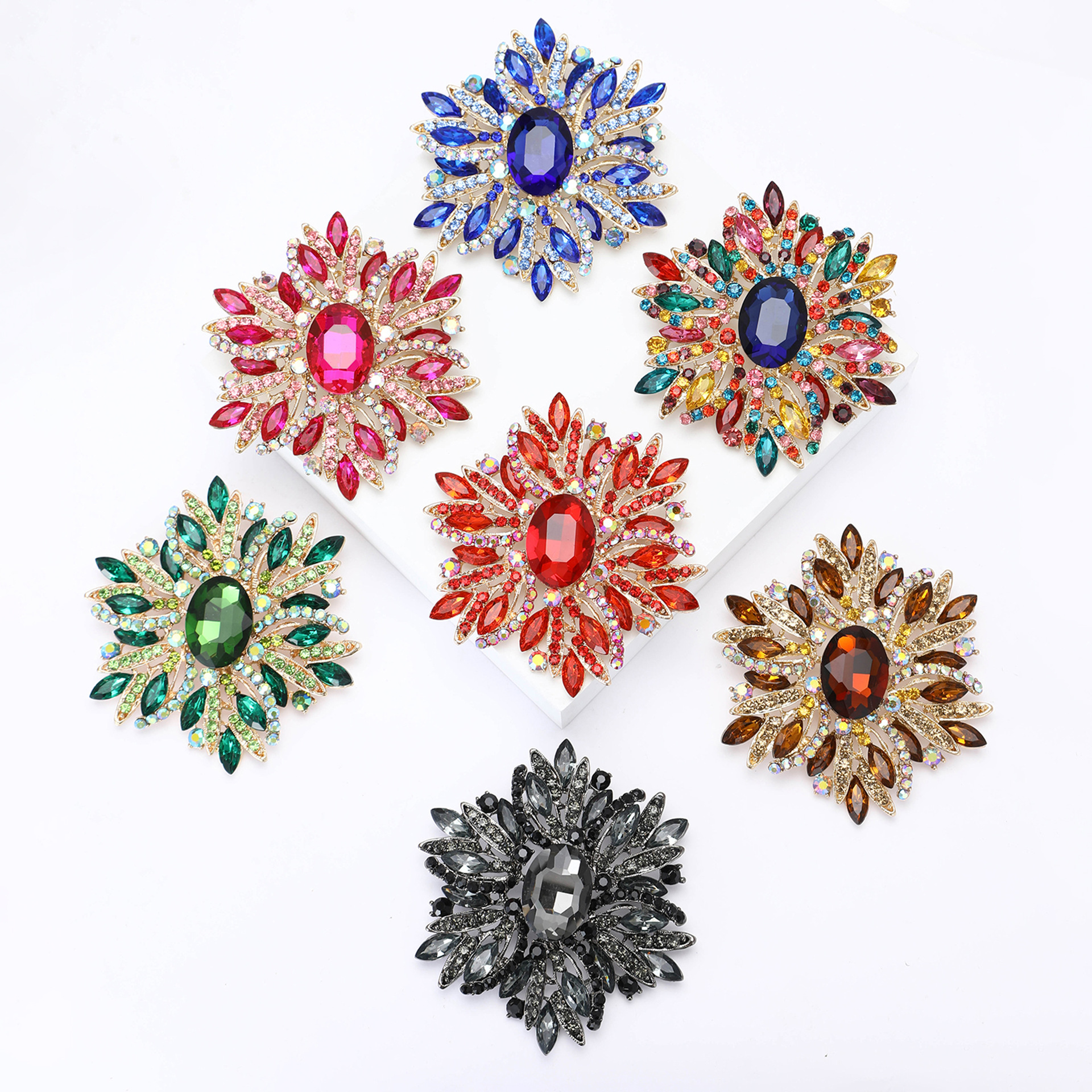Fashionable metal big glass creative brooch