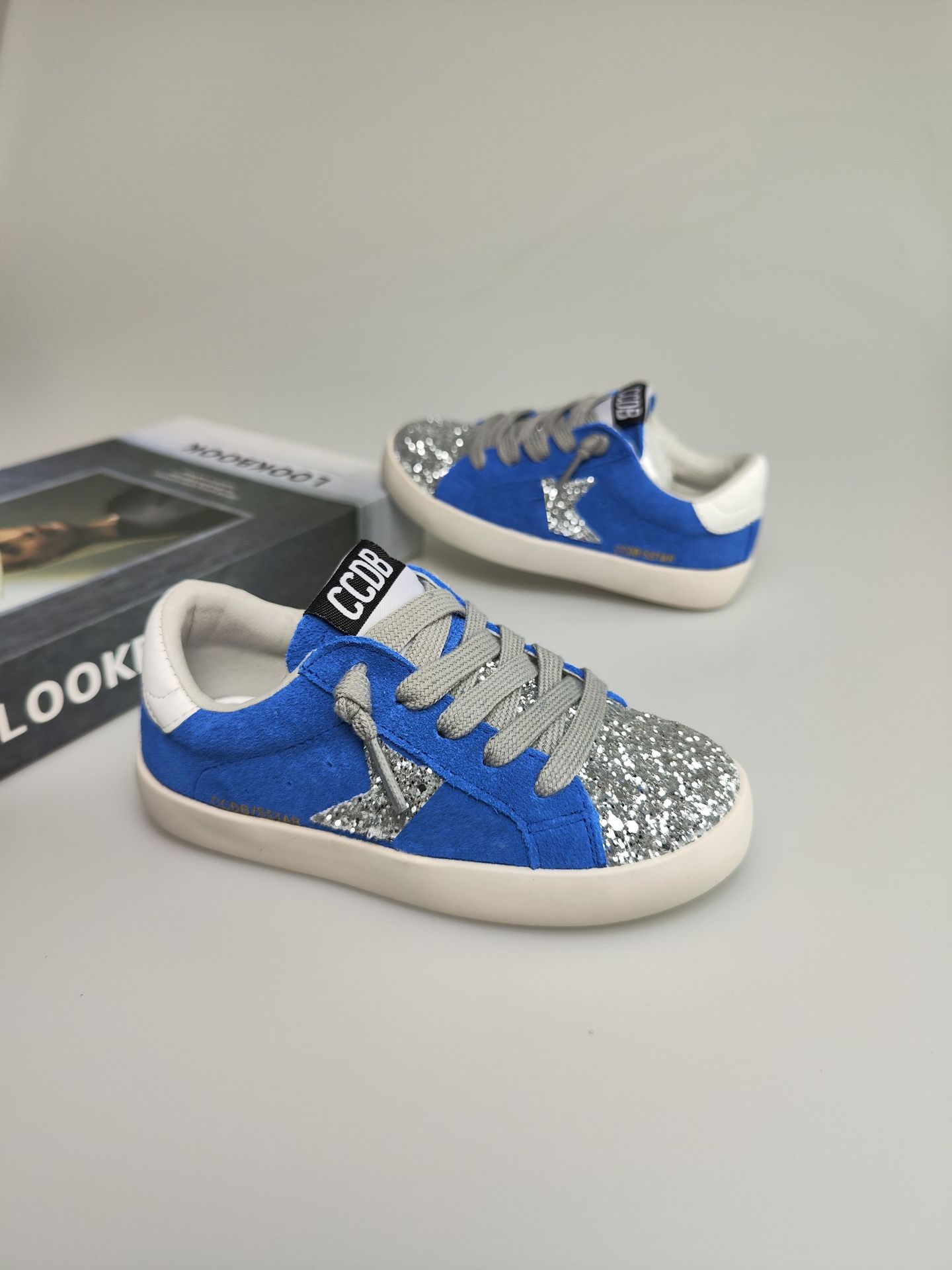 1022 Automne Nouvelle Planche À Étoiles Pour Enfants Édition Coréenne Mode Paillettes Filles Décontractées À Semelle Souple Petites Chaussures Sale_voghion.com