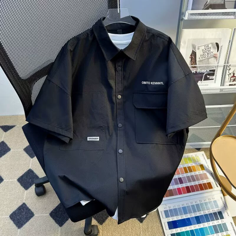 Мужская летняя тонкая универсальная новая модная японская рубашка без бренда с коротким рукавом и художественным лацканом.