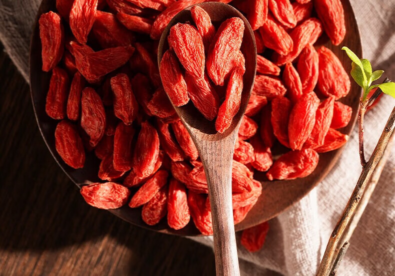 Ningxia Premium First Harvest Goji Berries Dried Red Wolfberry Ready to Use 100g Bag quality and texture