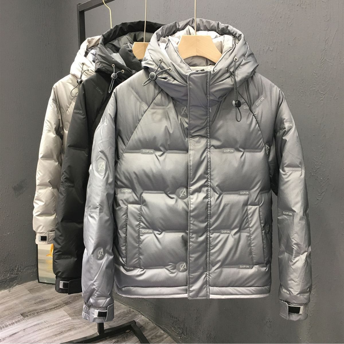 2025 invierno chaqueta de plumón hombre tendencia de otoño y invierno guapo casual versátil abrigo de invierno calentamiento nuevo hombre