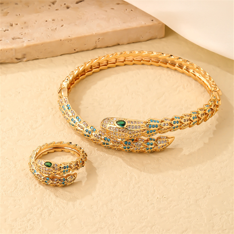 Parure de bijoux serpentine pleine de diamants, bague bracelet en zircon, personnalité de luxe légère, tête de léopard de l'industrie lourde_voghion.com