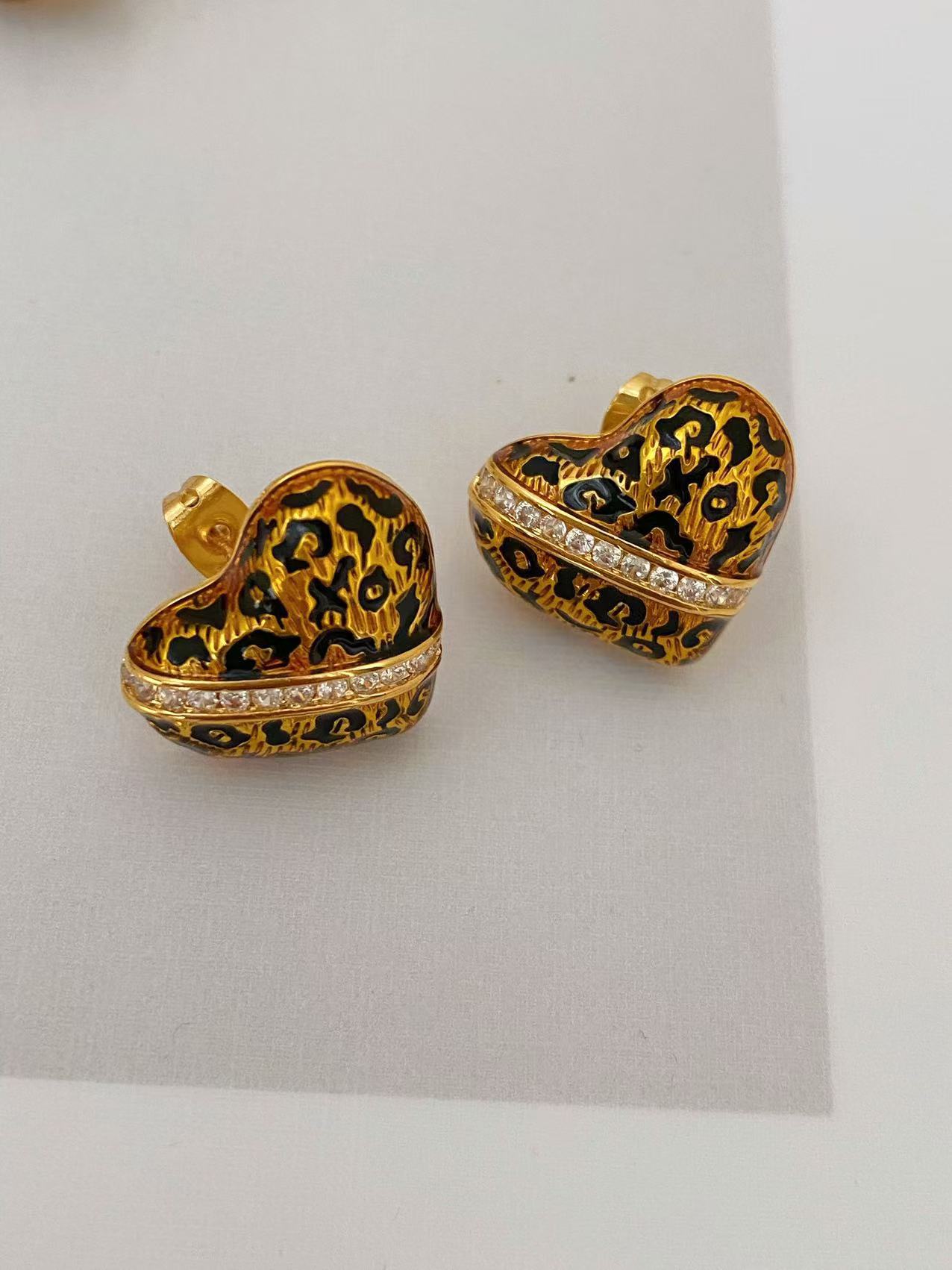 Holiday, Daily, Selfie Occasion Leopard Copper Lady Enamel Earrings