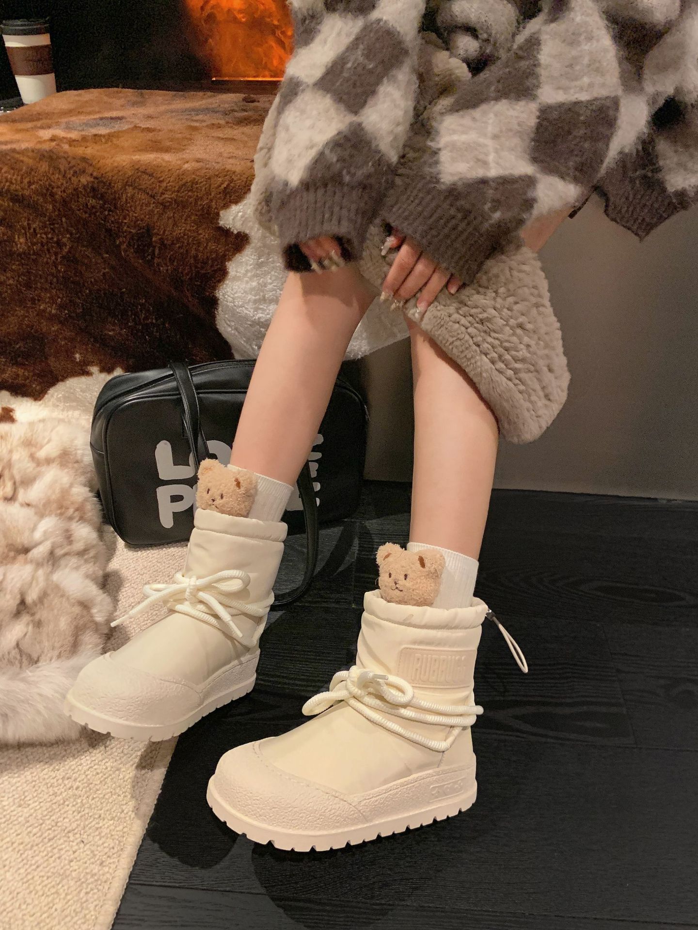 ShoeGlobe Damen-Schneestiefel aus echtem Leder mit dicker Sohle, Schnürung und warmem Futter – Herbst/Winter 2025 – Modisch, rutschfest, mit dicker Baumwollsohle_voghion.com