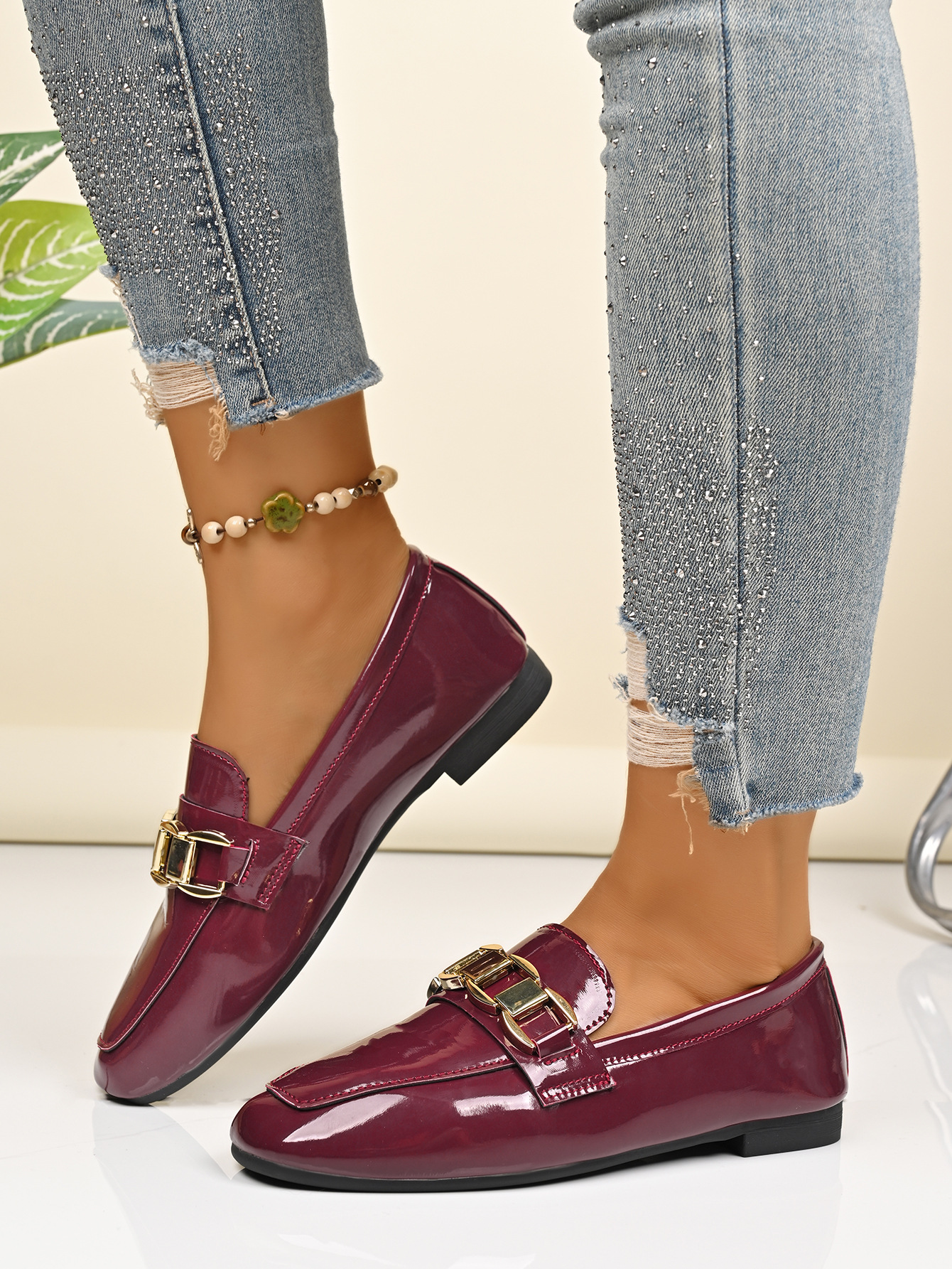 Women's Metal Chain Flat Loafers Autumn Casual Style Export Available New_vogvips.com