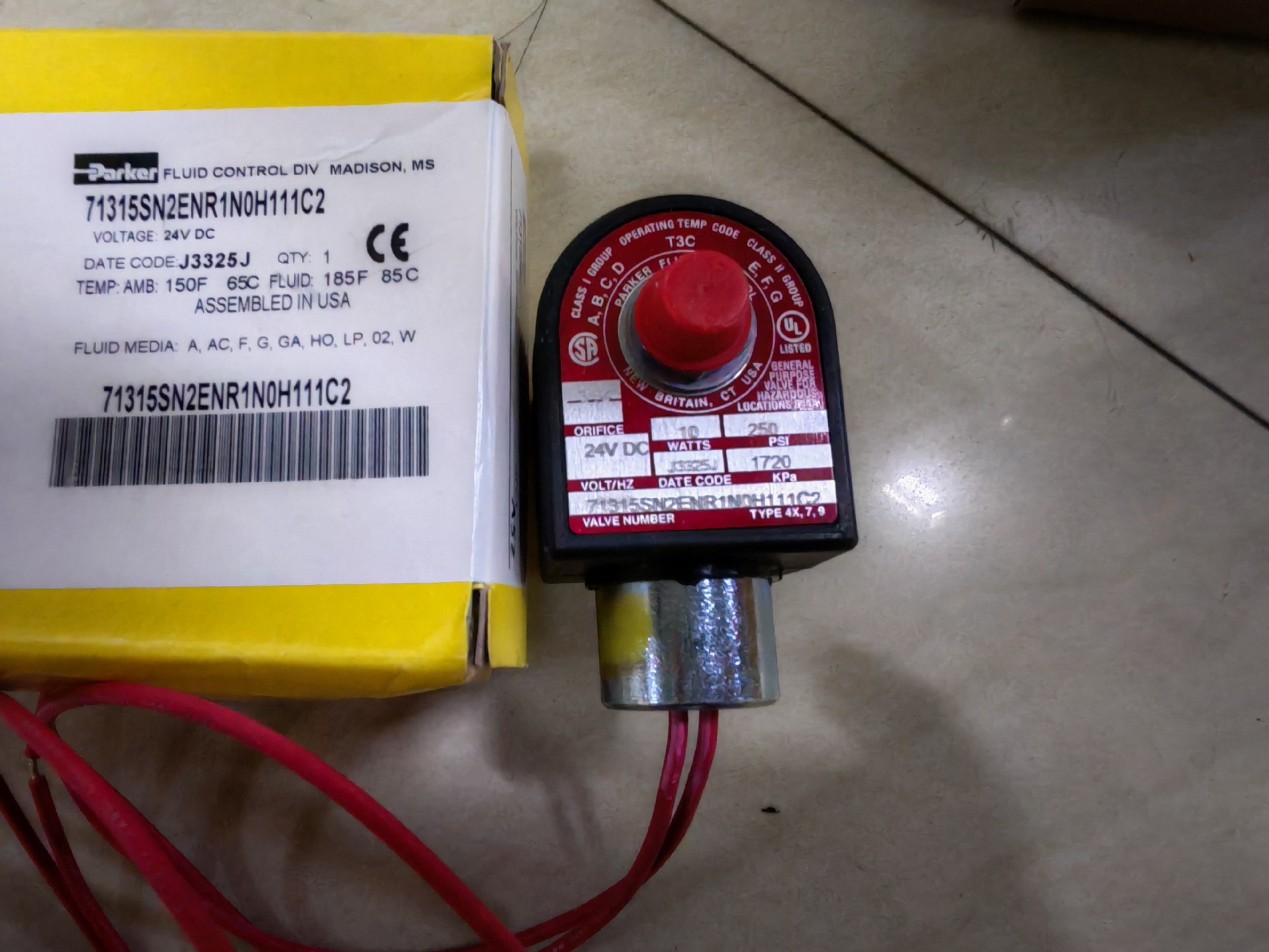 Parker 71315SN2ENR1N0H111C2   电磁阀