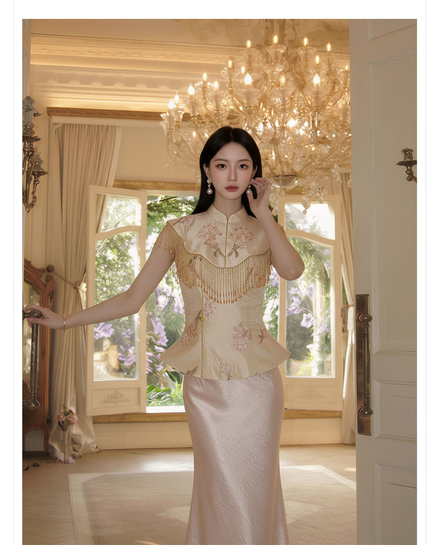 Bộ váy nữ phong cách Trung Hoa mới gồm áo choàng vai, áo khoác gile và chân váy nửa dài, họa tiết thêu hoa văn, tua rua — Mây vai, Trang chủ, Champagne màu nửa váy chi tiết 2