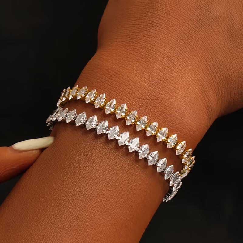 Fashionable and luxurious marquise-cut cubic zirconia tennis bracelet suitable for women to wear Fashionable and luxurious marquise-cut cubic zirconia tennis bracelet suitable for women to wear