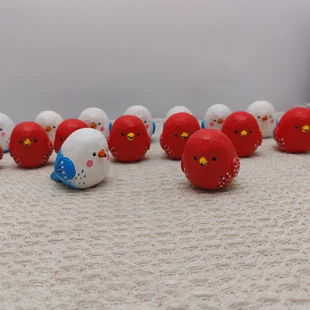 Деревянная фигурка птички ручная резьба