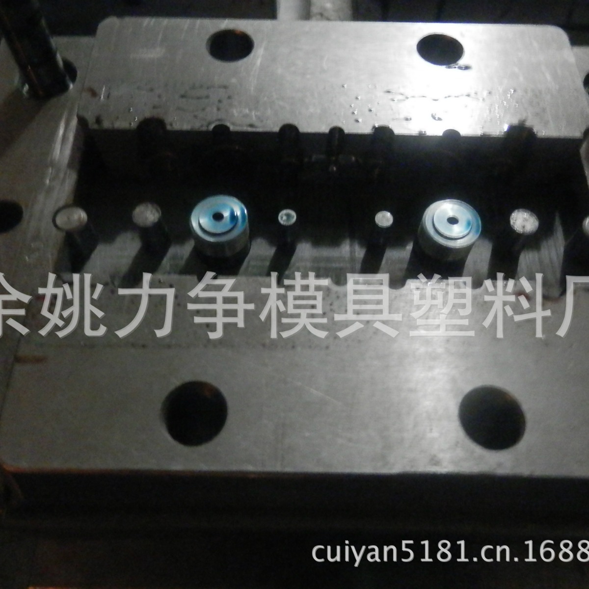 【 供应】摇臂灌溉喷头模具  产品加工塑料模 加工各种机械模具