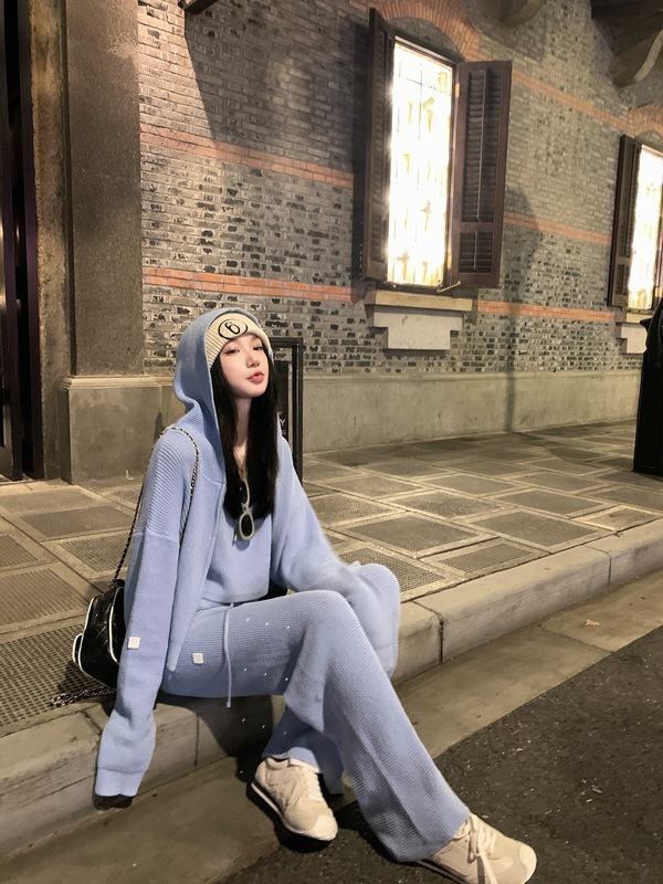 区区欧阳连帽针织开衫女秋季长袖宽松美式复古慵懒风毛衣外套上衣|undefined