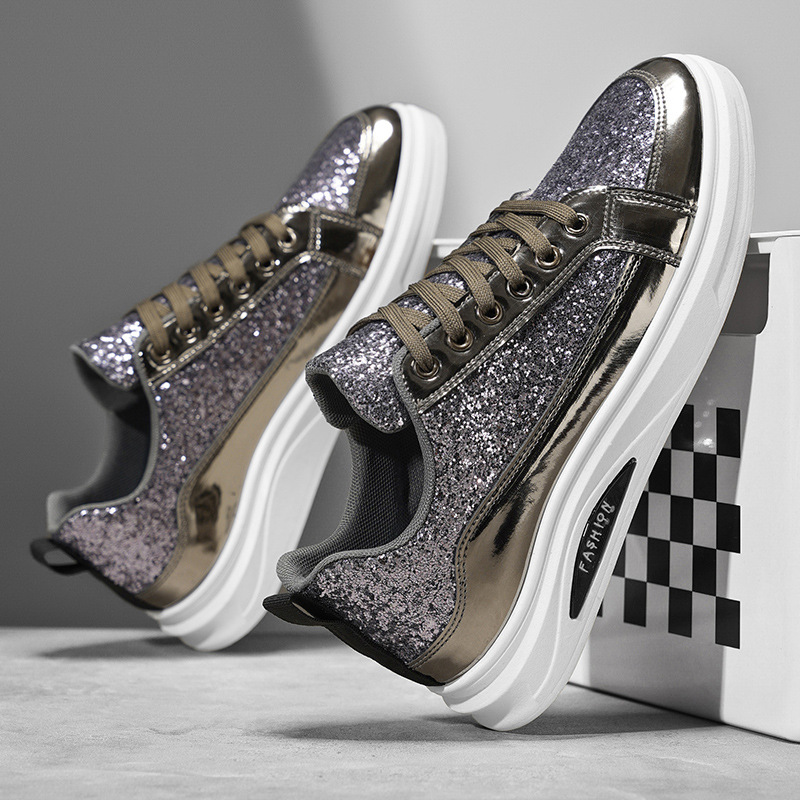 Zapatos de hombre de primavera de 2025 nuevos zapatos de skate coreanos de moda para hombres de moda versátil juvenil de alto valor de cara zapatos de moda casuales