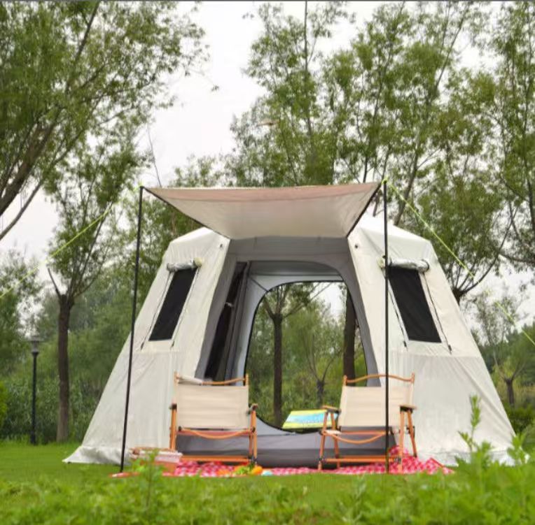 오렌지색이 가미된 카키색