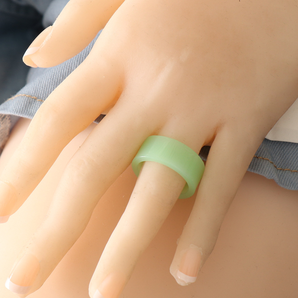 Simple Style Fashion Acrylic Resin Retro Ring Set display picture 4