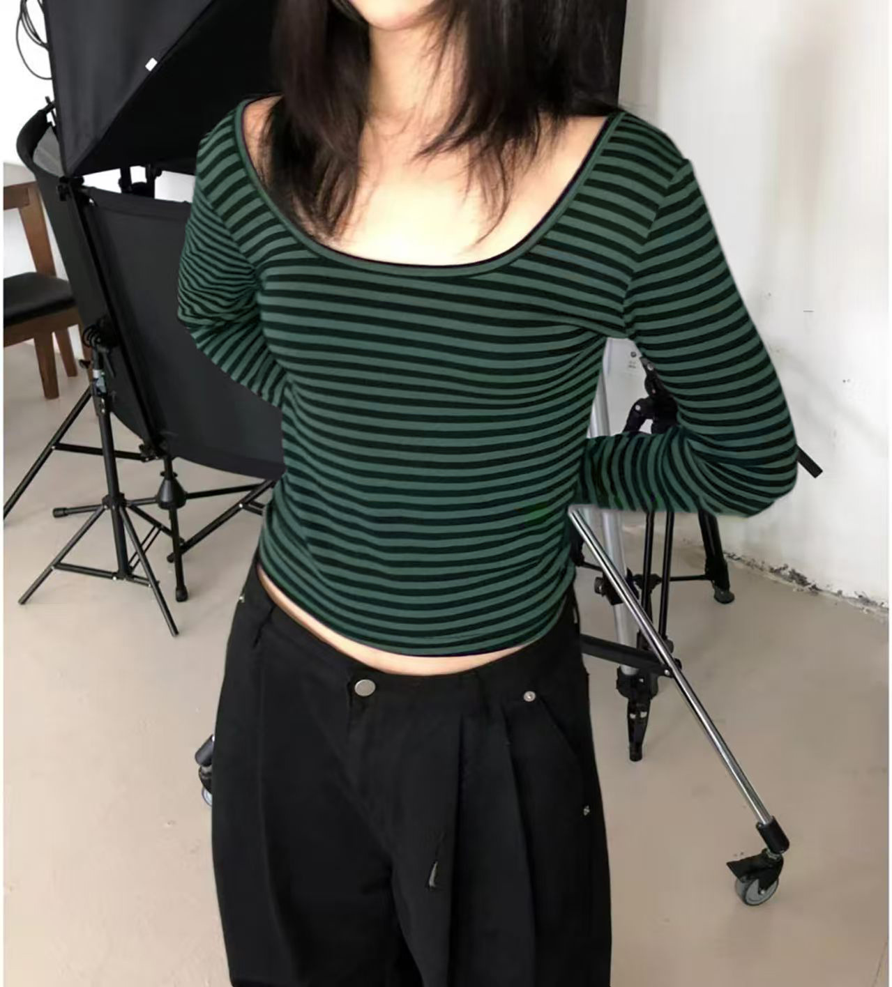 검은색