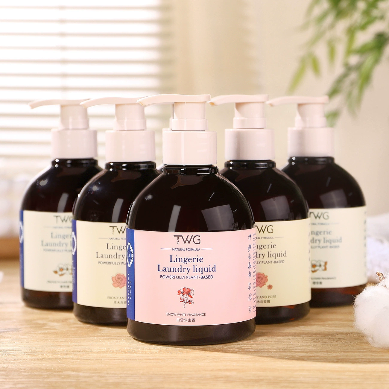 TWG Эбеновое дерево и Роза нижнее белье стиральный порошок чистящая жидкость женский специальный дезодорант нижнее белье стиральный порошок 300 мл