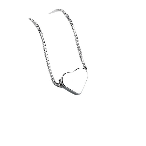 Korean version of Dongdaemun women's heart-shaped necklace, Japanese and Korean love clavicle chain, simple peach heart, new spring and summer fashion accessories