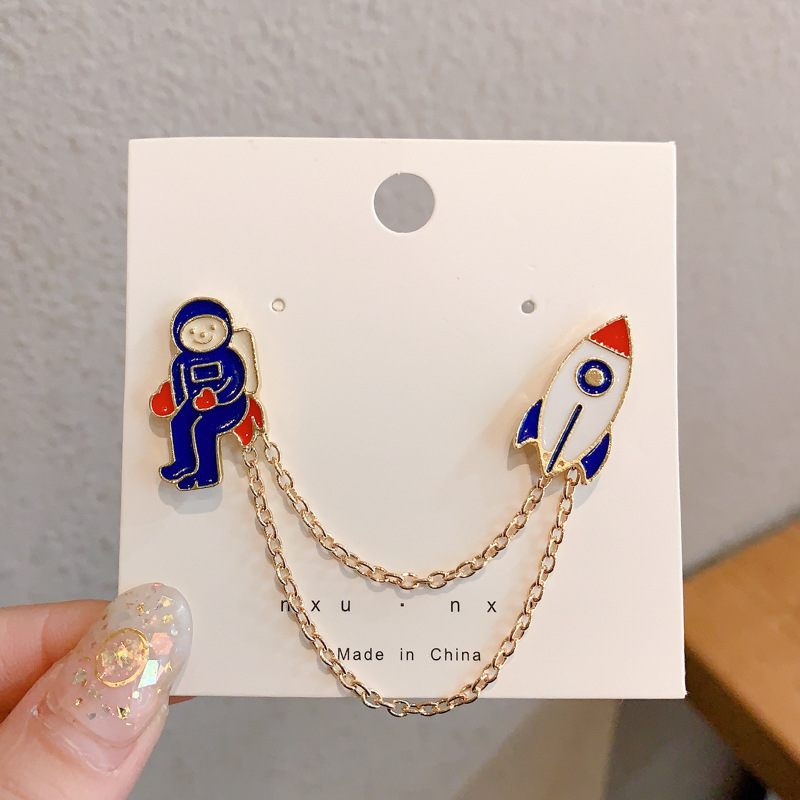 Dibujos animados lindo estilo japonés aceite goteo broche ins personalidad de moda escote femenino insignia pin accesorios nicho medalla decorativa