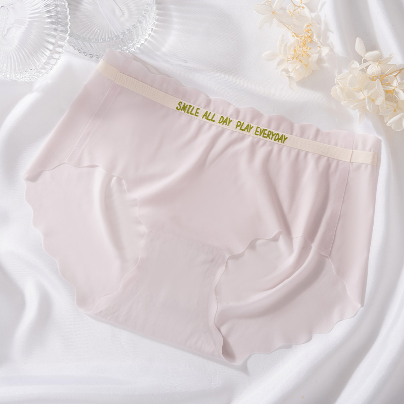 Ropa interior de seda de hielo para mujer, pantalones cortos de entrepierna transpirables antibacterianos, pantalones cortos triangulares, estilo fino de verano, secado rápido, ropa interior para niñas sin costuras, mujeres