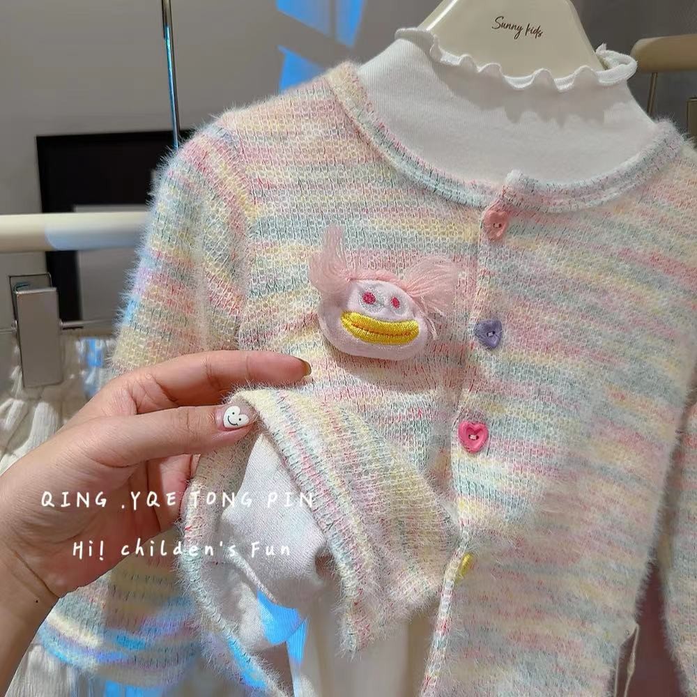 Autumn cute fashionable three dimensional knitted children's doll