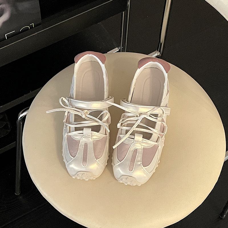 女の子向けの夏のニッチバレエスタイルのトレーニングシューズ、スカート付きのファッショナブルなデザインのレースアップスニーカー、メリージェーンシューズ|undefined