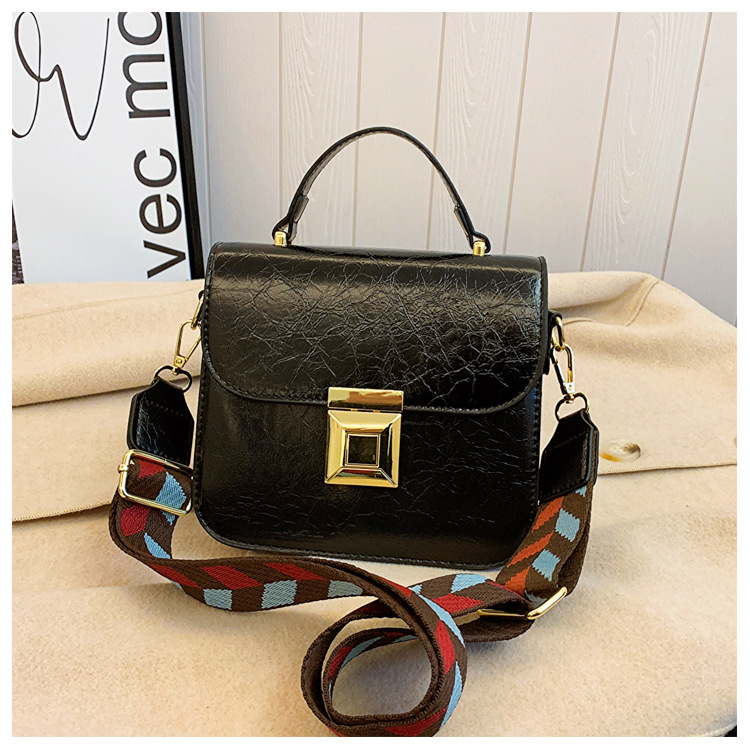 Women's Medium Pu Leather Marble Classic Style Lock Clasp Handbag display picture 7