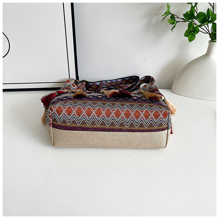 Large-capacity tote bag 2025 Summer new style trendy, simple and casual women's single-shoulder bag, artistic Chinese-style tassel bag undefined
