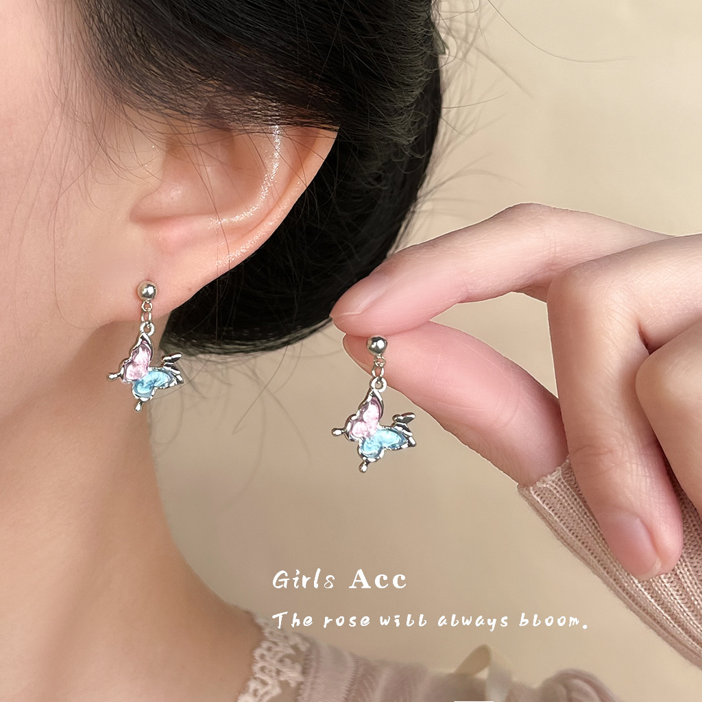 mote_0017_耳语场景新水印 拷贝 16.jpg