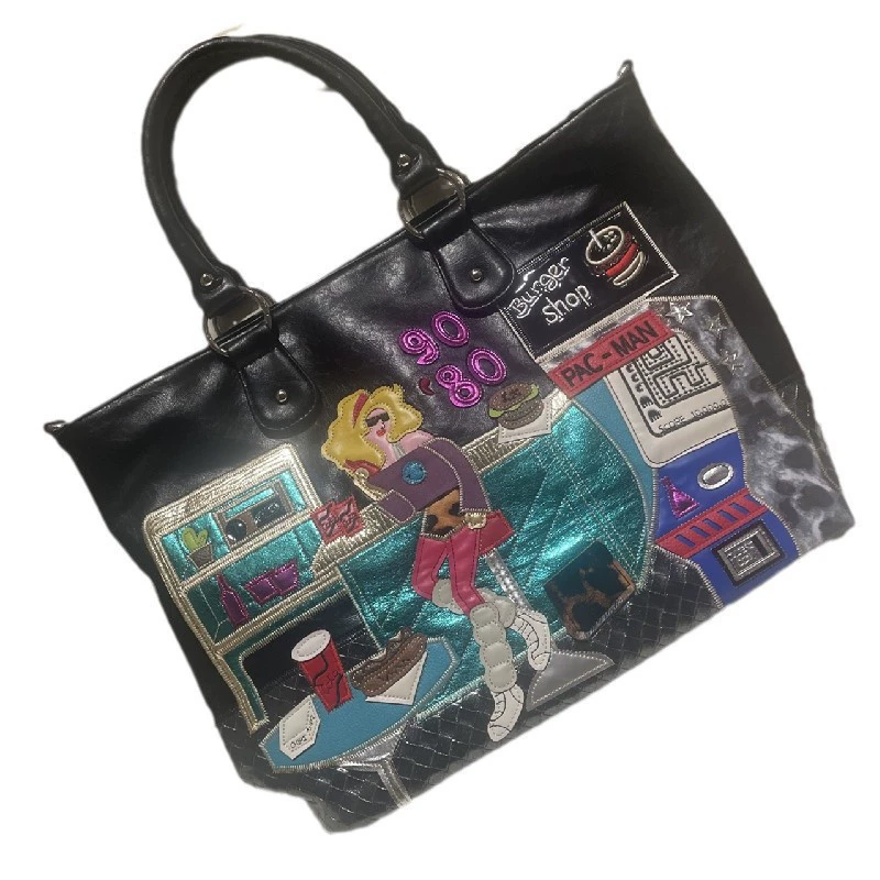 Small design capacious shoulder bag