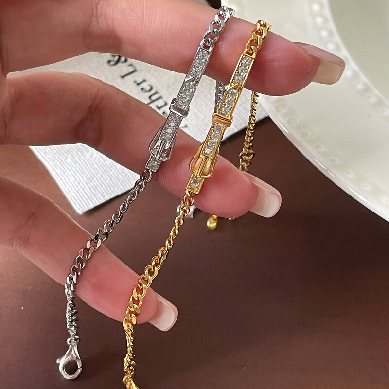 S925 Sterling Silver Belt Bracelet with Cuban Chain and Full Diamond Inlay, Fashionable and Versatile, Niche Design with a High-End Feel S925 Sterling Silver Belt Bracelet with Cuban Chain and Full Diamond Inlay, Fashionable and Versatile, Niche Design with a High-End Feel