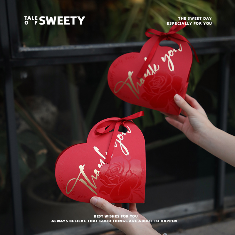 Nueva caja de dulces de boda bolsas de dulces portátiles de nicho simple caja de dulces de boda caja de regalo de alta calidad caja de papel