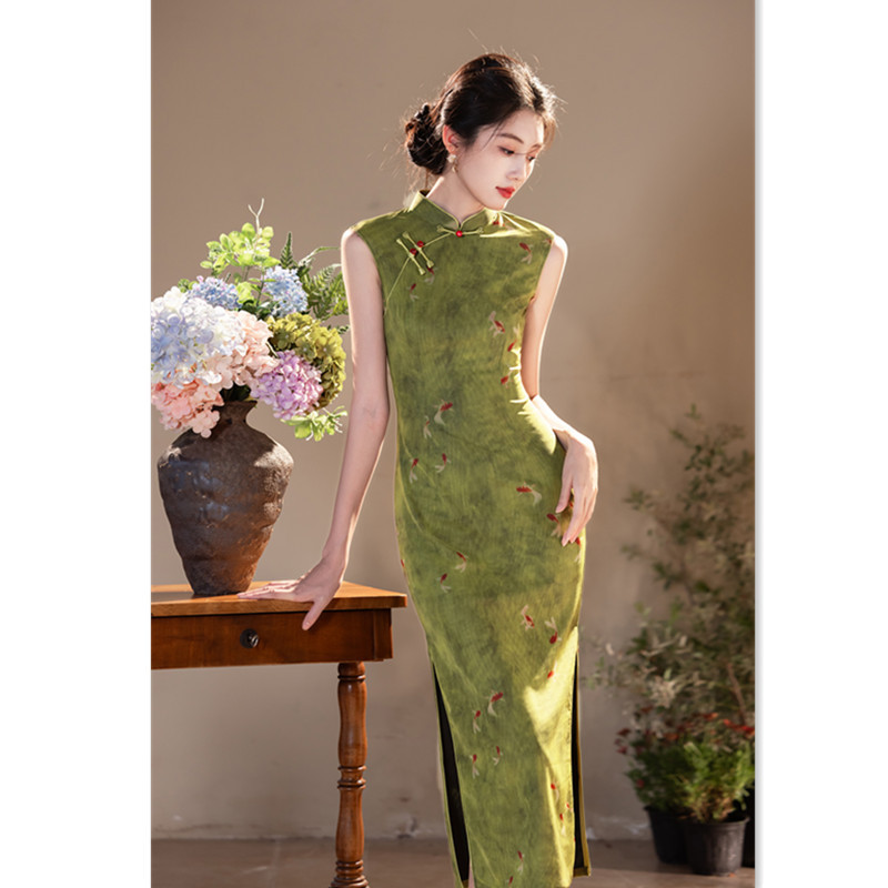 Green summer long cheongsam sleevless
