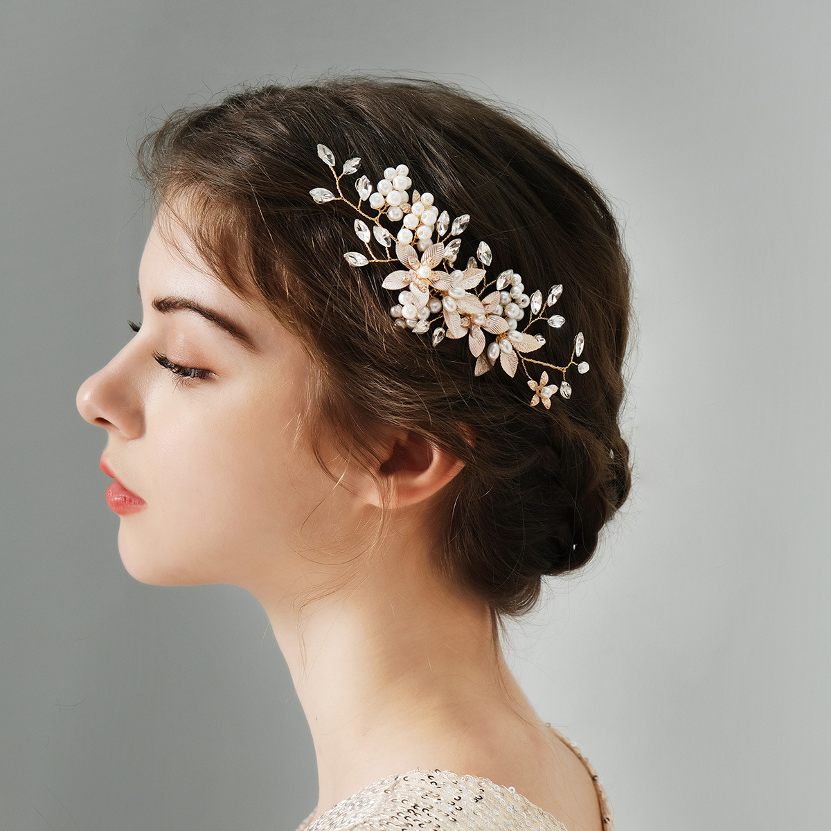 11# 금발 머리 빗