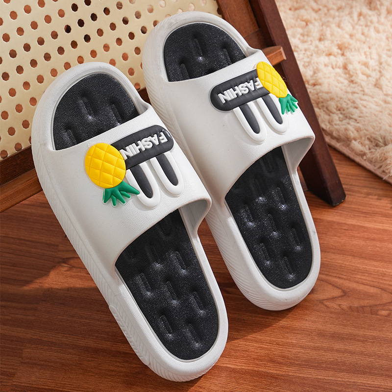 Zapatillas de baño para niñas en verano nuevo antideslizante encantador con una base suave para mujeres con una base gruesa ocio y resistente al desgaste image 8