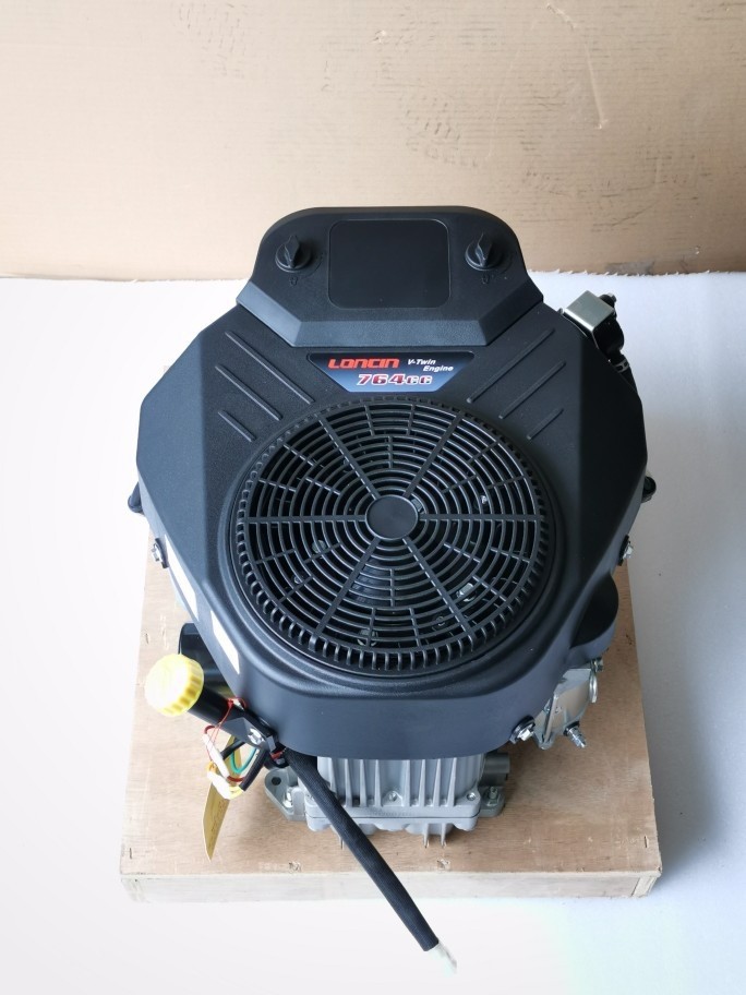 Longxin 2P80F dual-cylinder 25 horsepower 764cc vertical axis gasoline engine dual-cylinder lawn car for lotus root digging machine