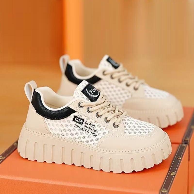 Zapatos de mujer de verano zapatos blancos de malla nuevos tipos coreanos ins estudiantes de alta ventilación zapatos de skate casuales zapatos de moda