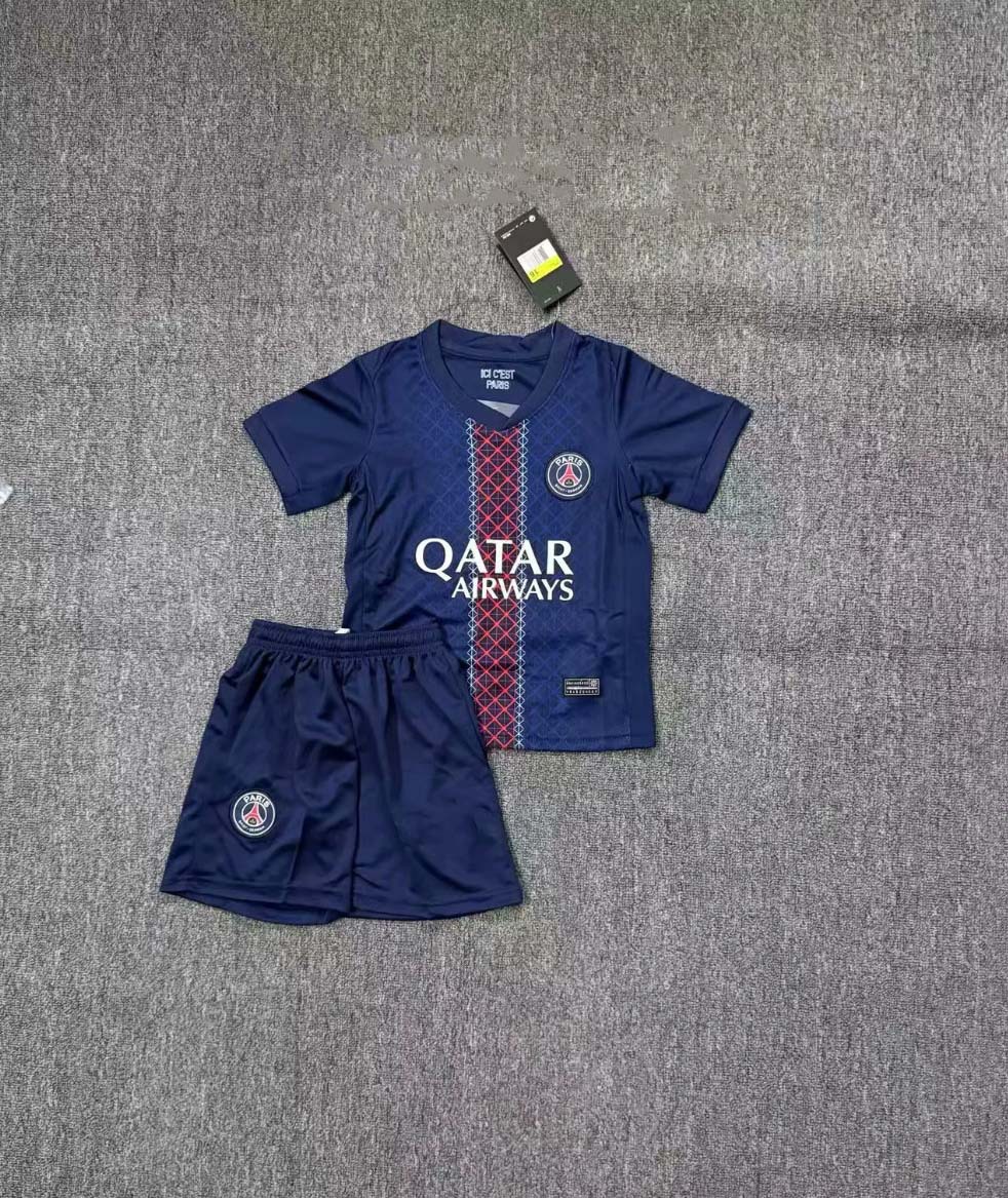 2526 파리 홈코트