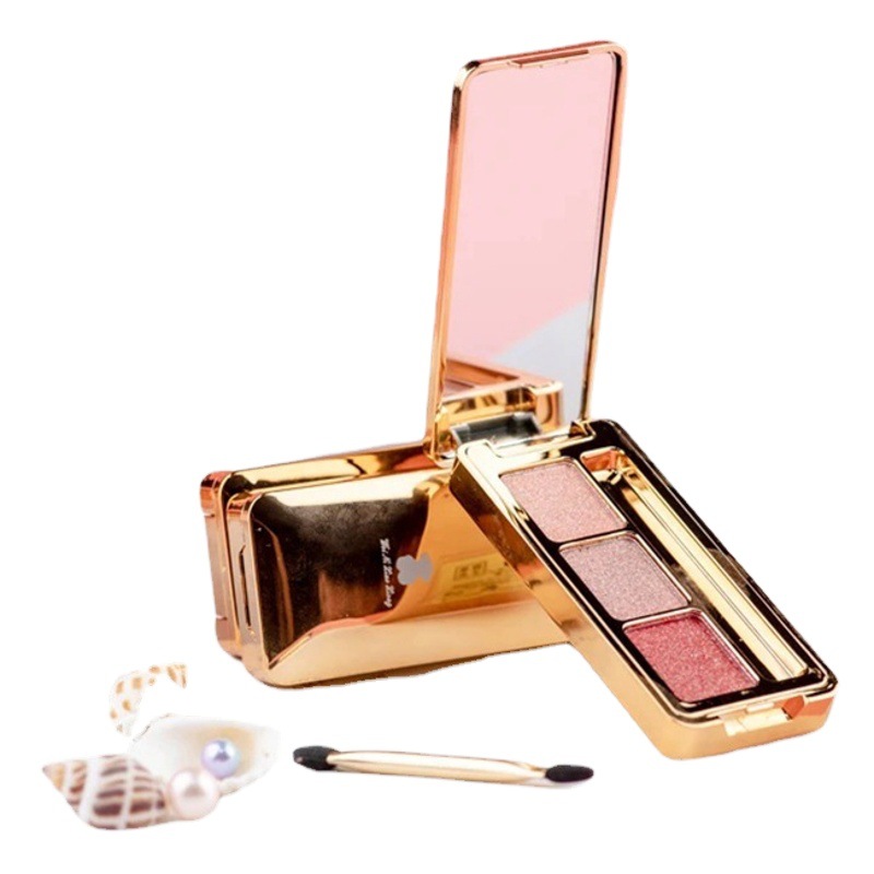 Winnie the Pooh Three-Color Eyeshadow Palette with Fine Shimmer, Pearlescent Glitter, Stage Smoky Makeup, Shiny Diamond Highlighter for Live Streaming
